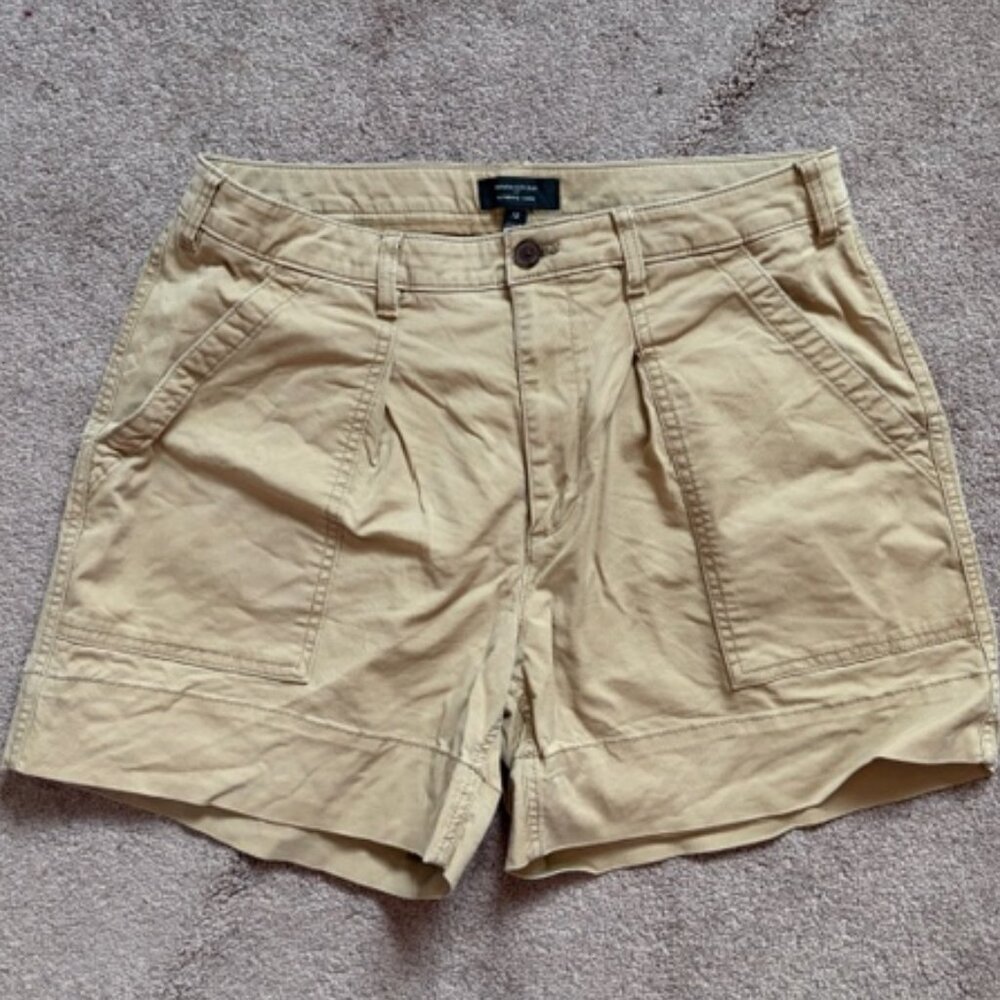 Banana Republic Authentic Chino Utility Shorts Size 12 Tan Pleated